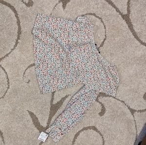 Zara one sleeve ruffle too